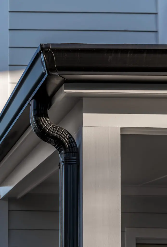 seamless gutter replacement on a fort lauderdale home